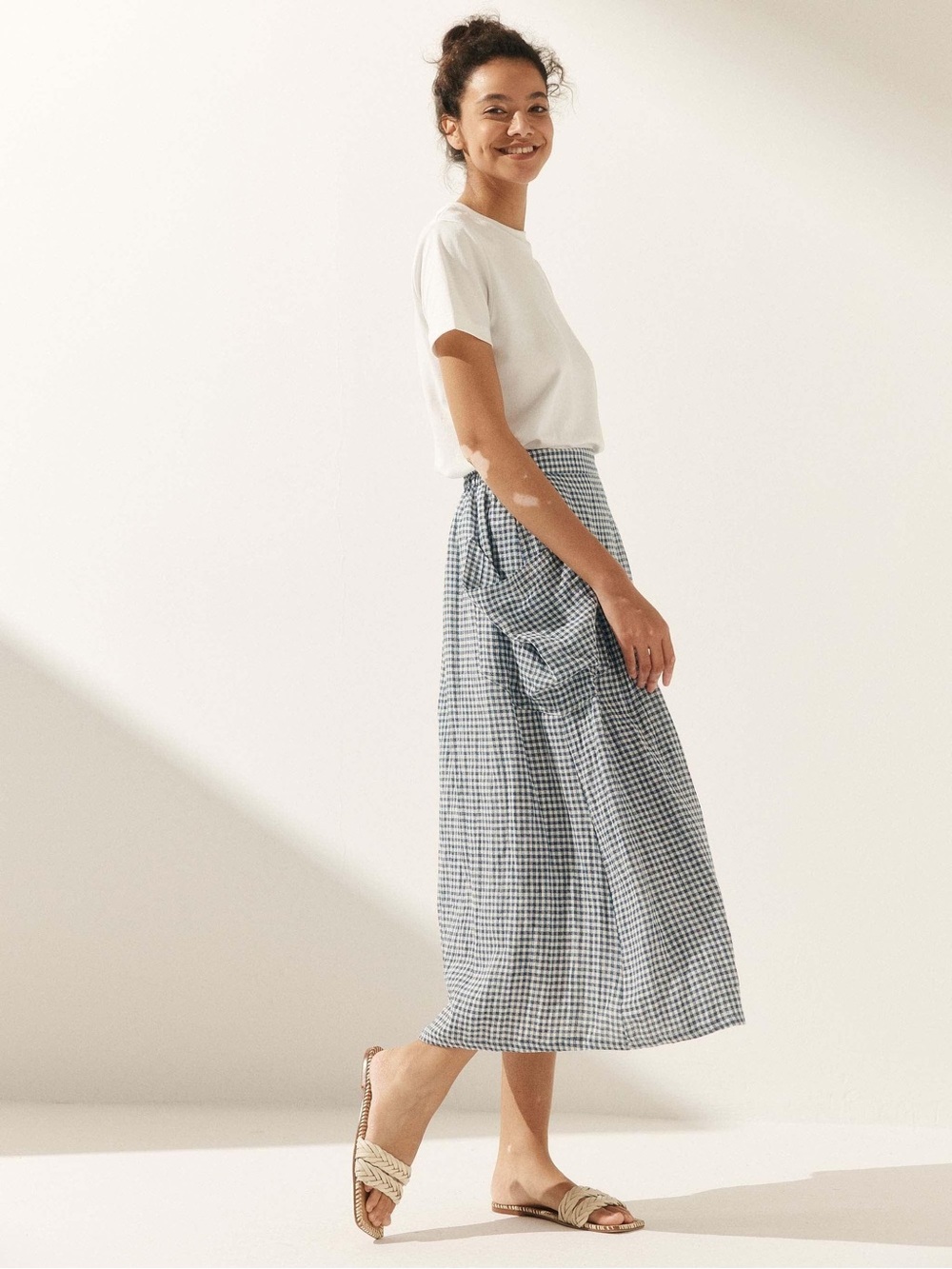Lintico Marina Linen Checked Elastic Waist dusty blue minimalist utility skirt - Picture 5 of 10